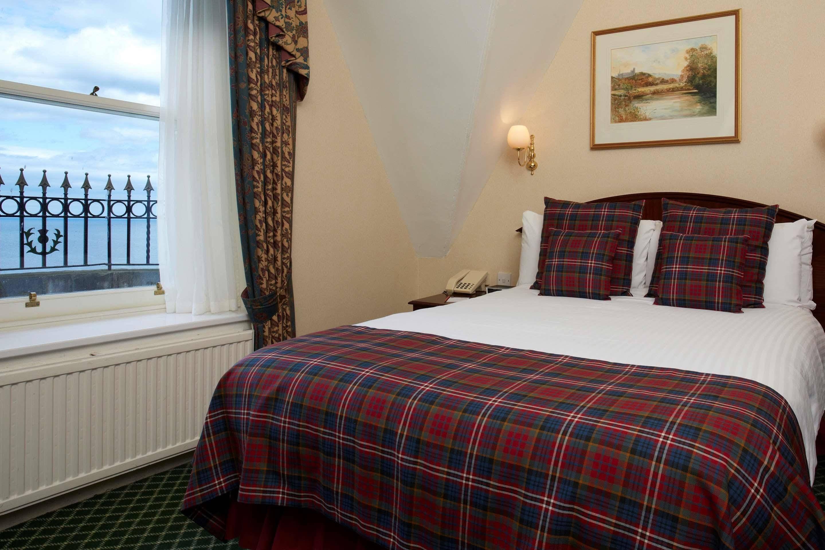 Seaton House Hotel เซนต์แอนดรูว์ ภายนอก รูปภาพ