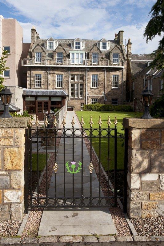 Seaton House Hotel เซนต์แอนดรูว์ ภายนอก รูปภาพ