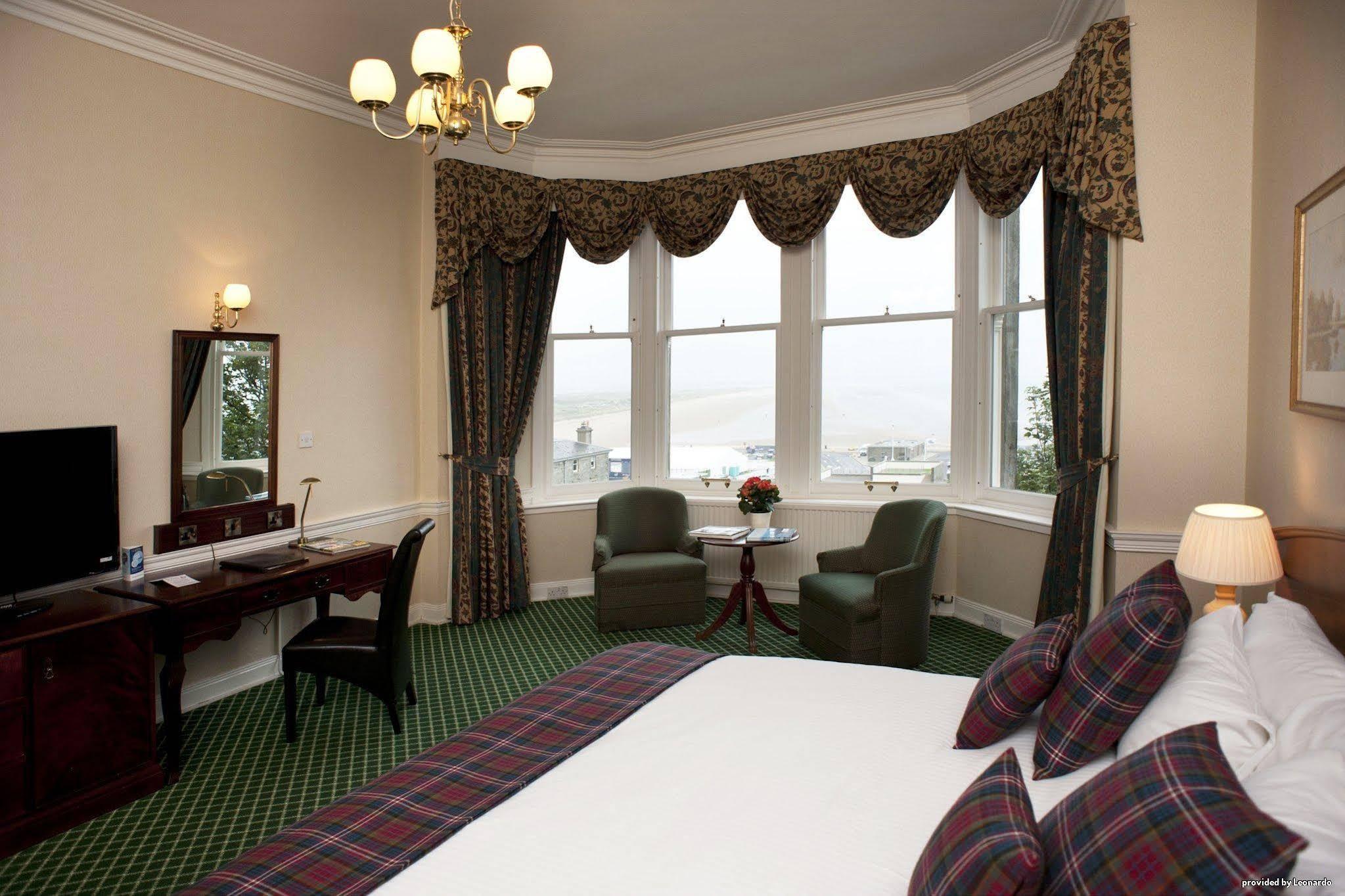 Seaton House Hotel เซนต์แอนดรูว์ ภายนอก รูปภาพ