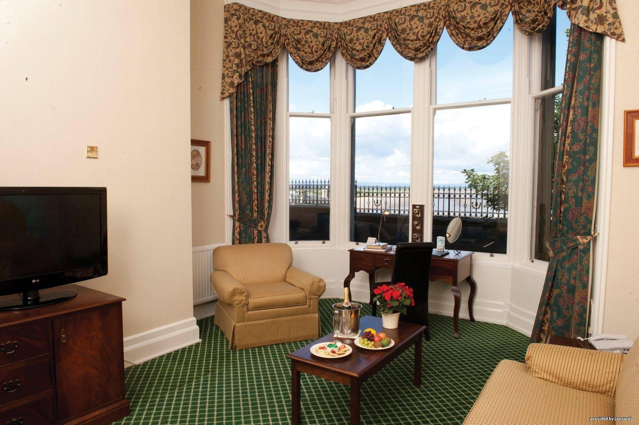 Seaton House Hotel เซนต์แอนดรูว์ ภายนอก รูปภาพ